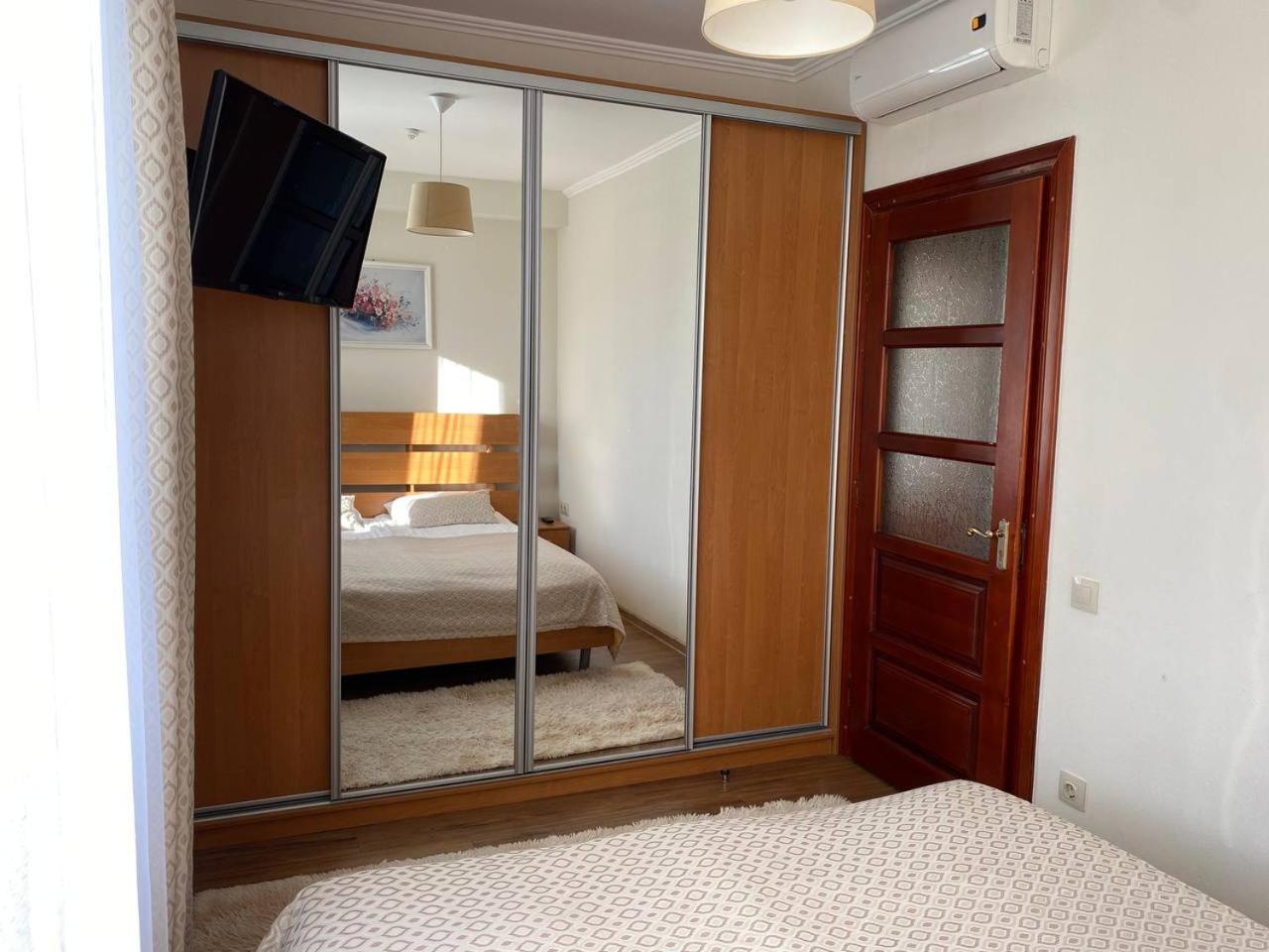 Hotel Europa ตรุสคาเวตส์ ภายนอก รูปภาพ