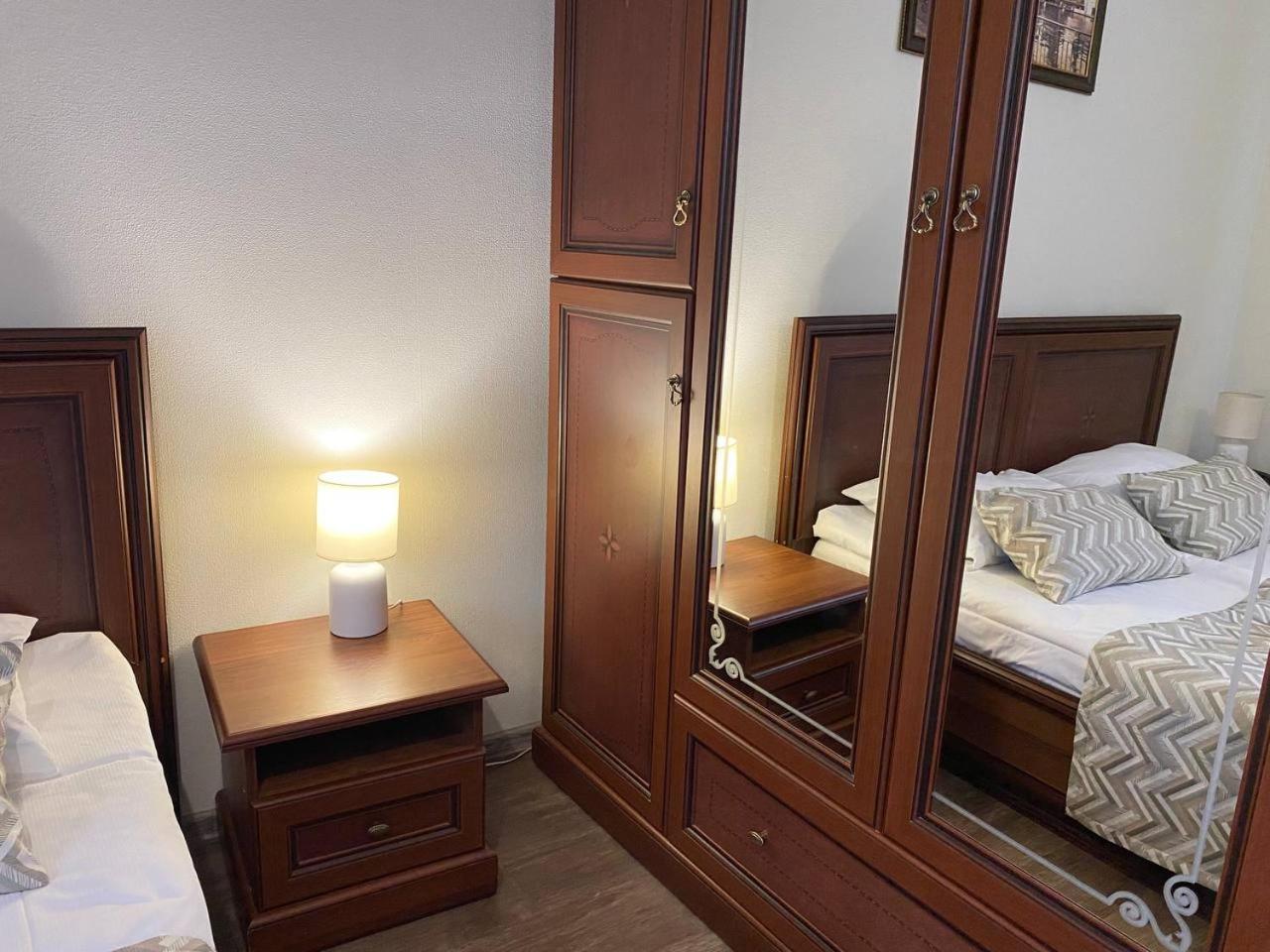 Hotel Europa ตรุสคาเวตส์ ภายนอก รูปภาพ